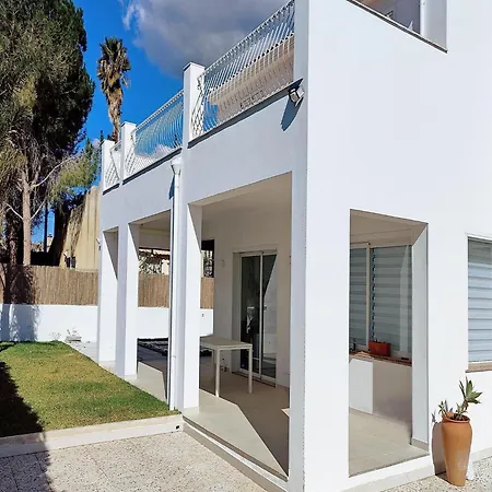 With Pool * סירקוזה