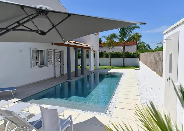 דירה With Pool *