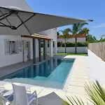 Apartman With Pool *