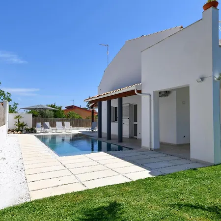 Apartman With Pool
